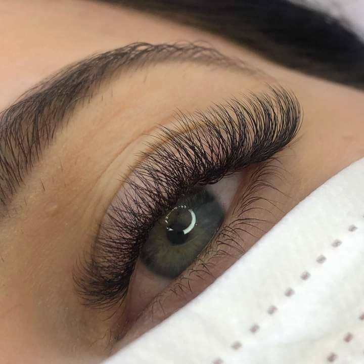 Extensions de cils